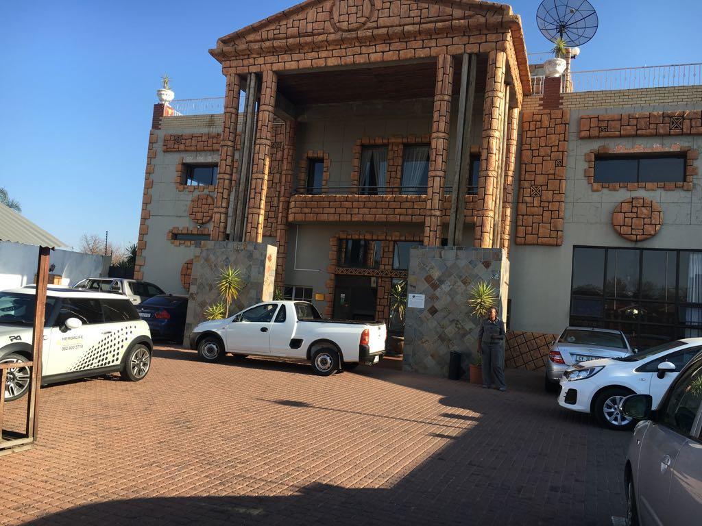 Tassili Lodge 켐턴파크 외부 사진